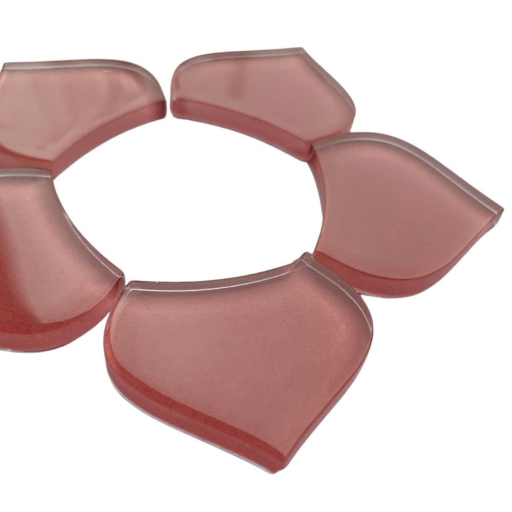 Medium Fischcale Rose