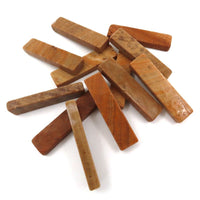 Baguettes en marbre à motif veinage bois jaune