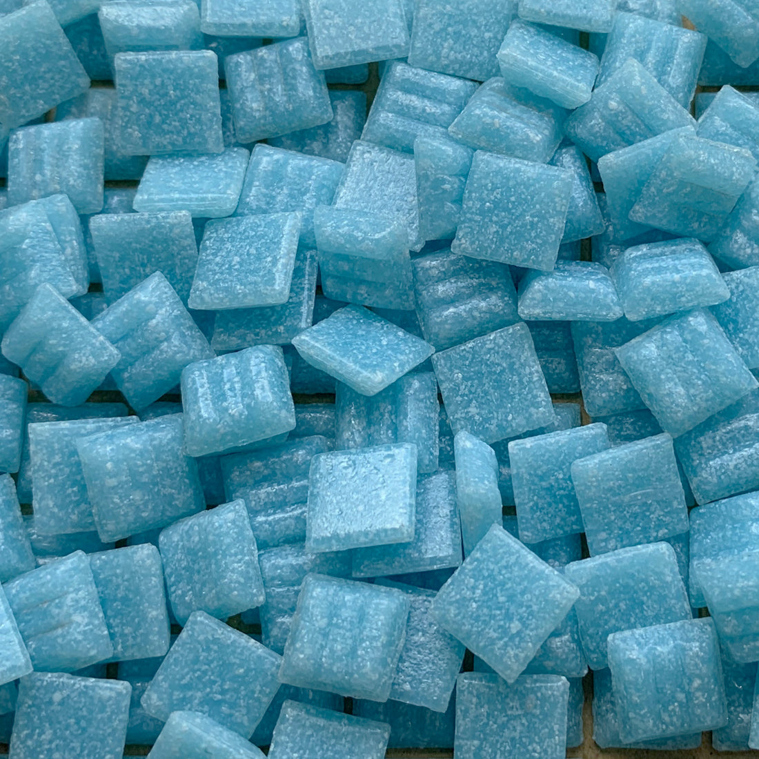 Glasmosaik 10mm  Eisweiß (lose)