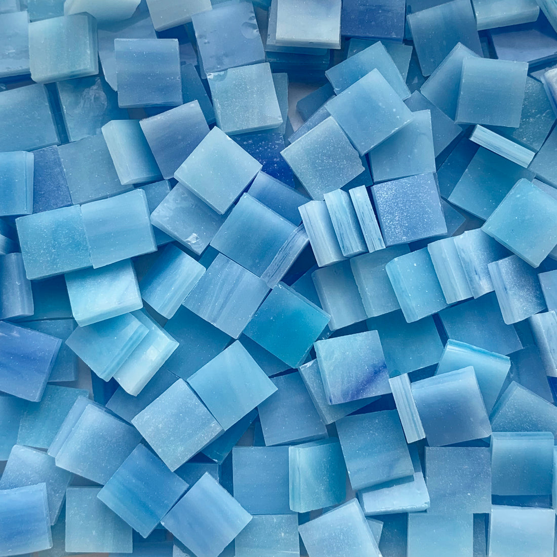 Loose 15 mm Tiffany Glacier glass tiles in Caribbean Blue